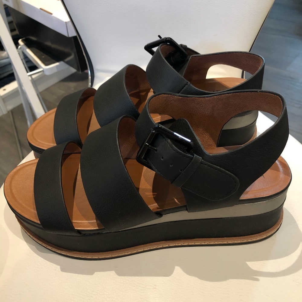 Naturalizer Sandals size 9